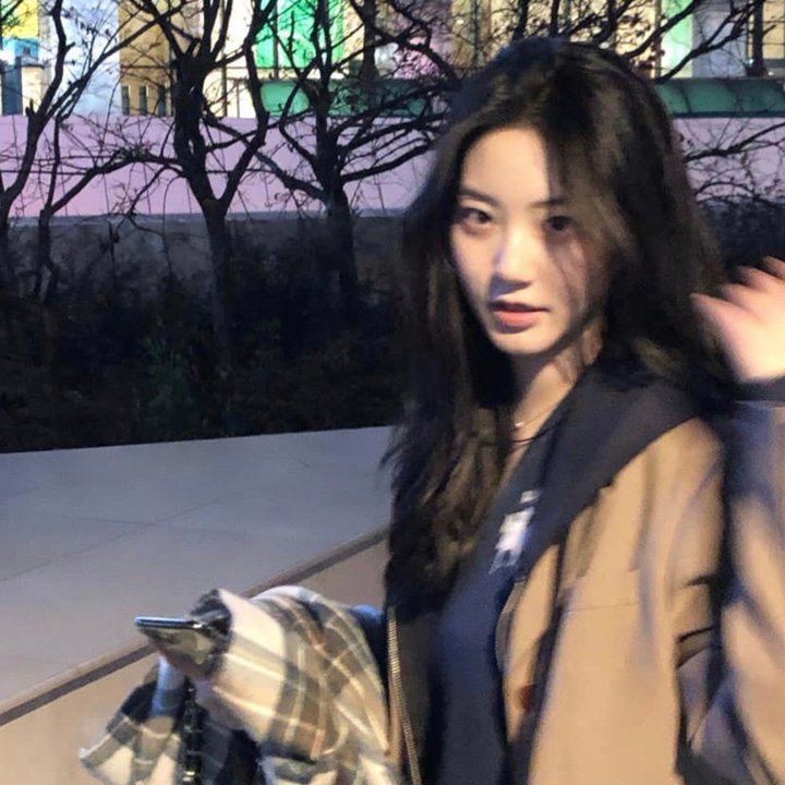 流浪汉与小灵精